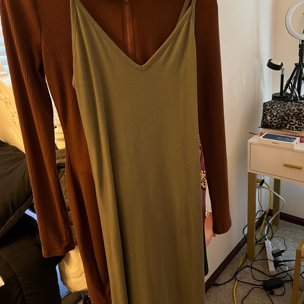 Green summer dress
